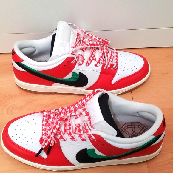 Nike SB Dunk Low Habibi Mens - Picture 3 of 9